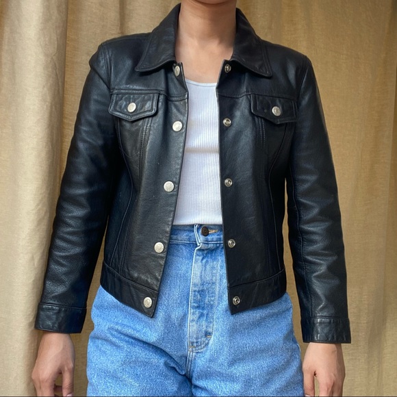 🚫SOLD🚫 Classic Leather Shacket 🖤 - Picture 3 of 4